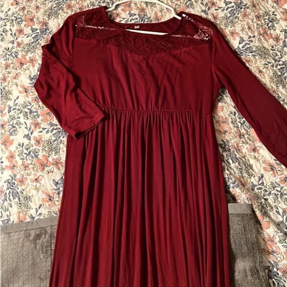Wine maternity dress